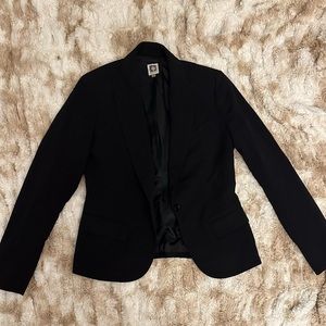 Anne Klein size 2 black blazer, gently worn. Great quality.